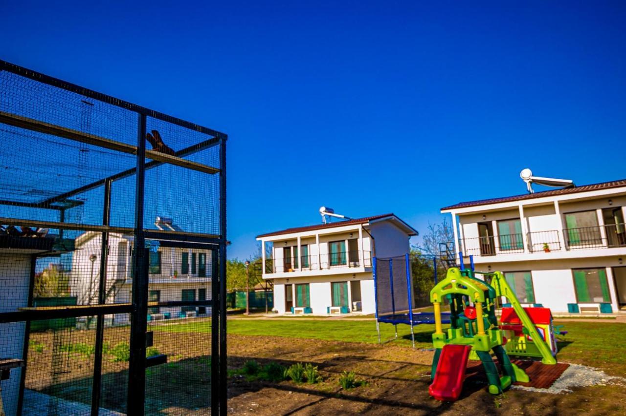 Hotel Complex Turistic N&S à Două Mai Extérieur photo